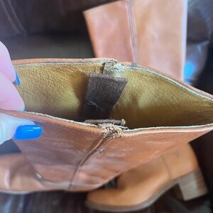 Frye camel colored pull on leather boots. Size 8. Barely used